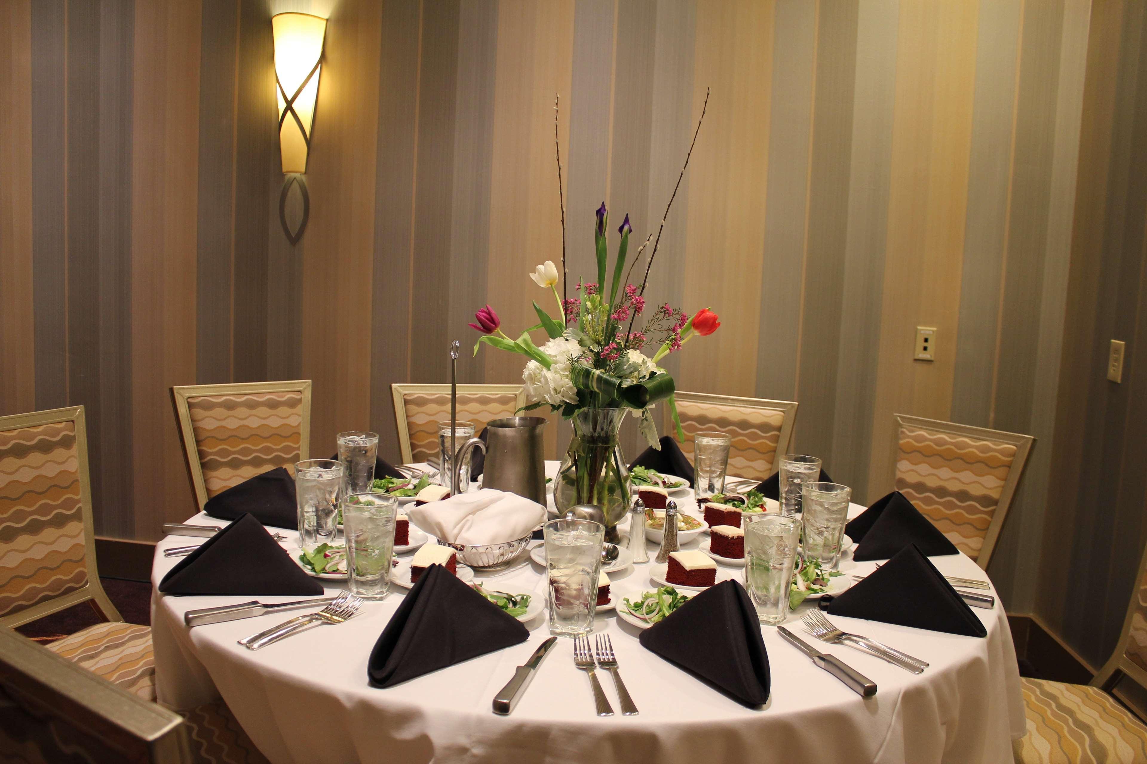 Embassy Suites Atlanta - Kennesaw Town Center Kültér fotó