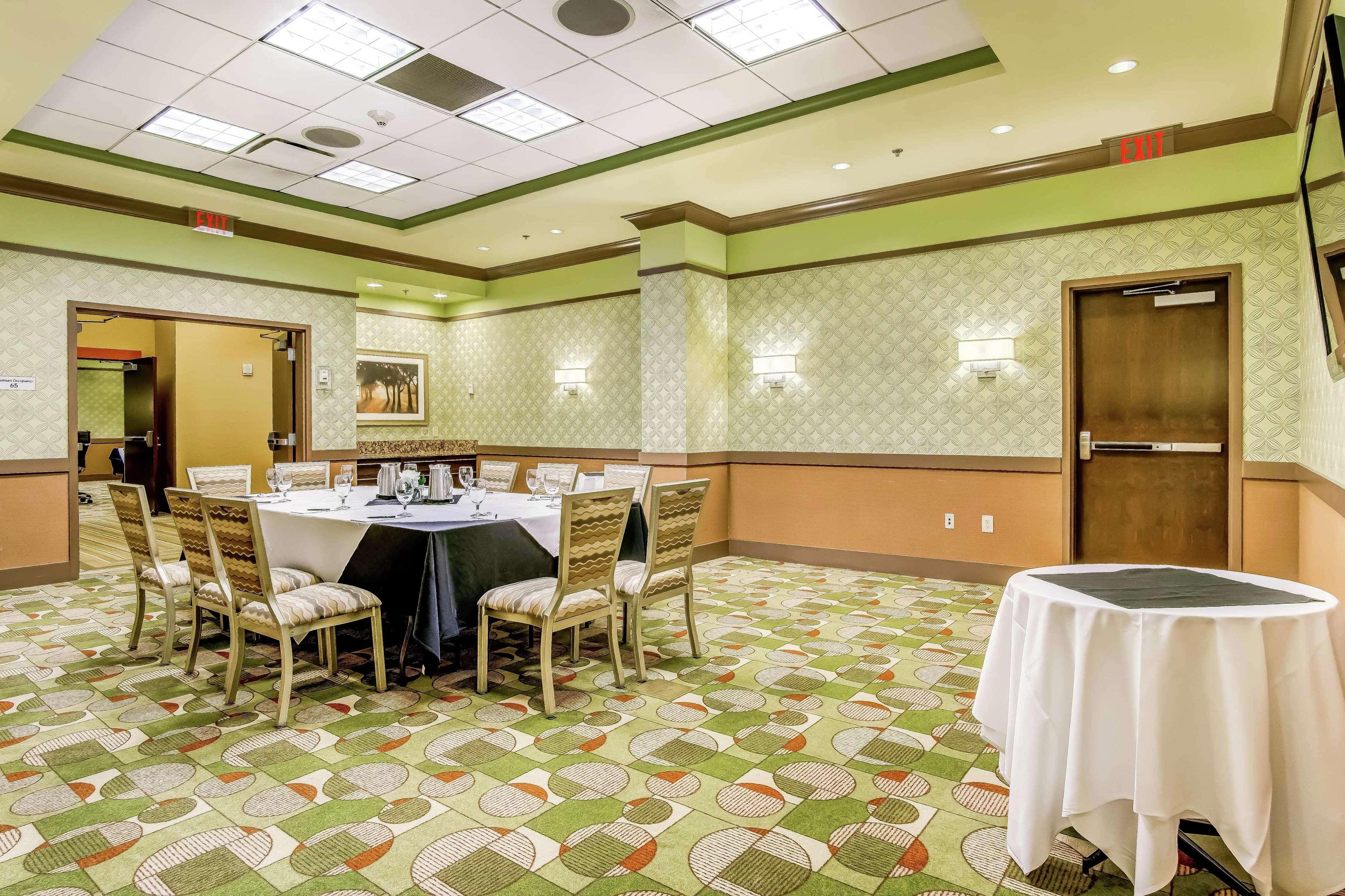 Embassy Suites Atlanta - Kennesaw Town Center Kültér fotó