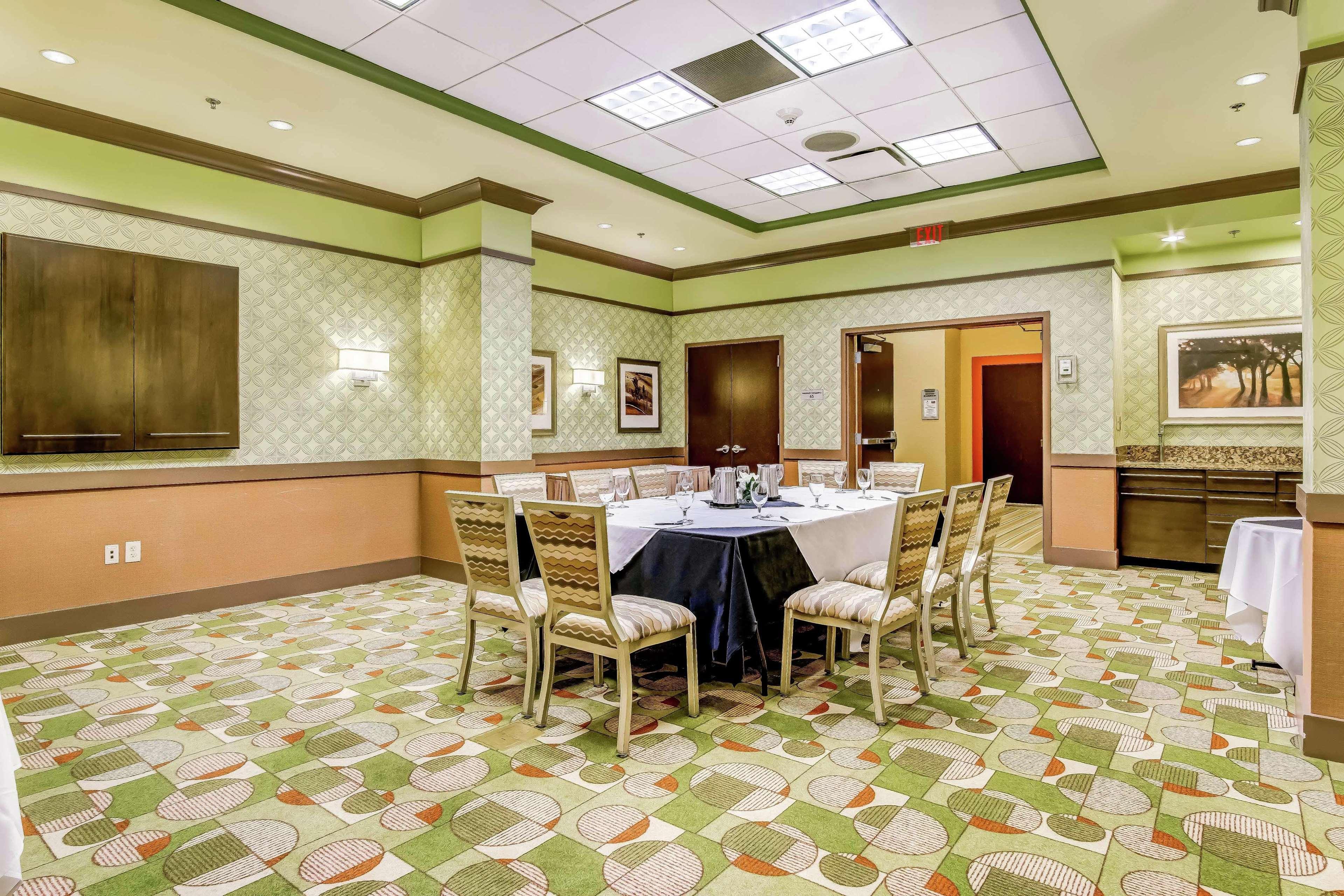 Embassy Suites Atlanta - Kennesaw Town Center Kültér fotó
